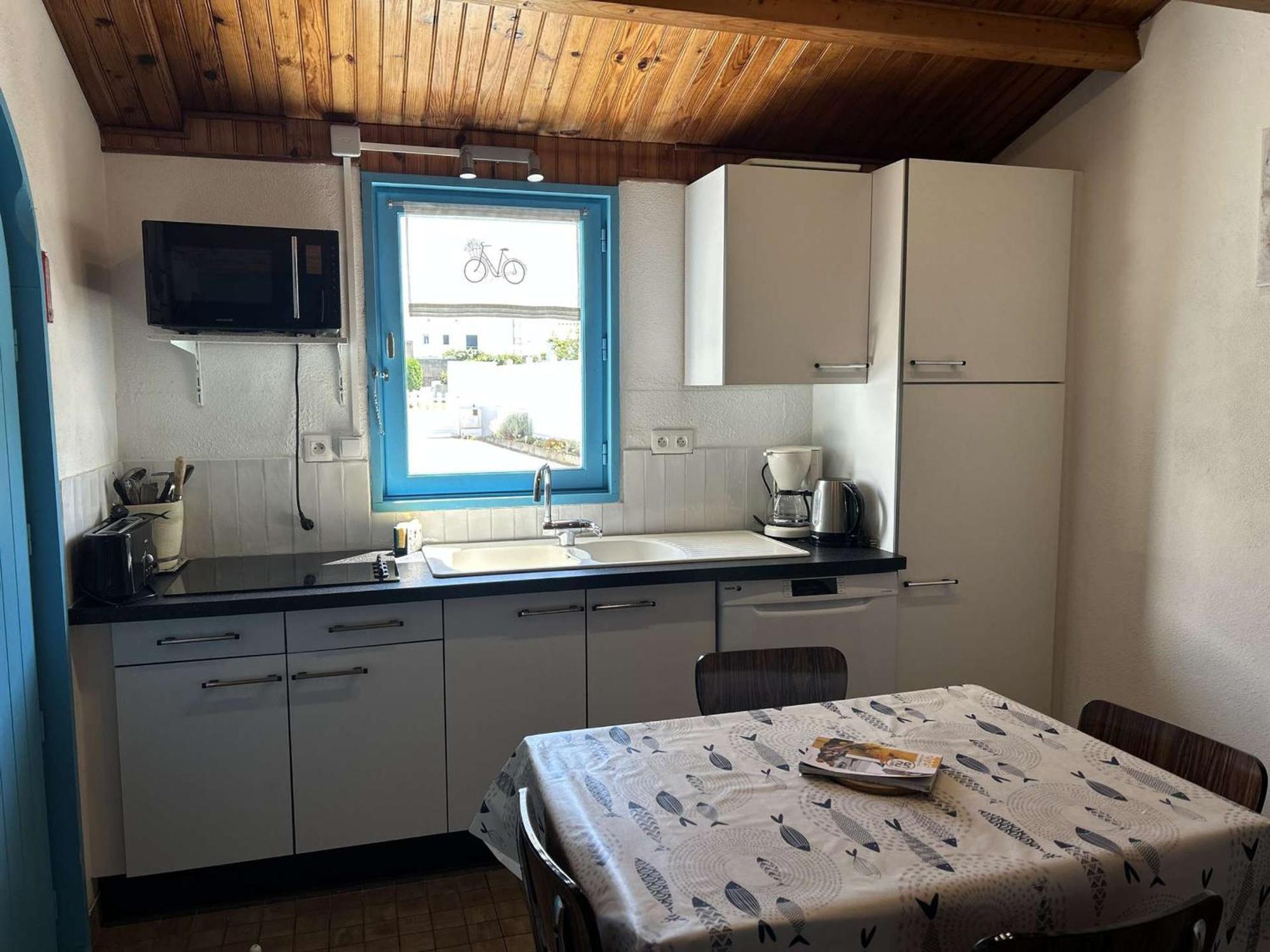 Studio Mezzanine A 200M Du Port Et De La Plage, Cour Privative, Parfait Pour 3 Personnes - Fr-1-224B-564 Noirmoutier-en-l'Ile Luaran gambar