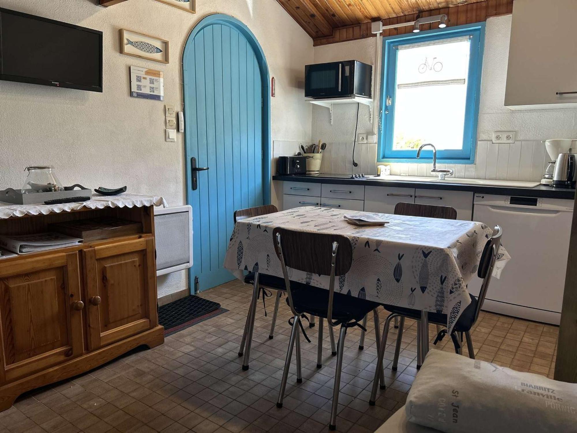 Studio Mezzanine A 200M Du Port Et De La Plage, Cour Privative, Parfait Pour 3 Personnes - Fr-1-224B-564 Noirmoutier-en-l'Ile Luaran gambar